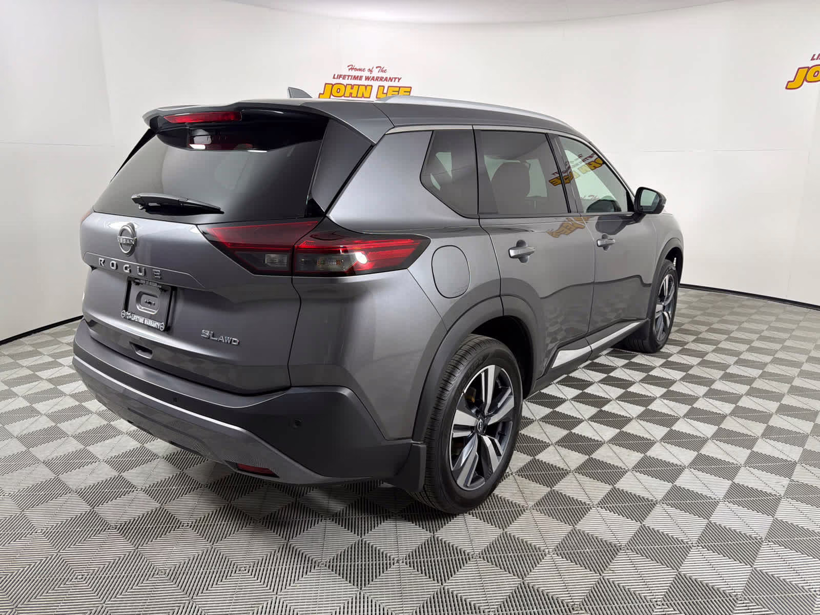 2023 Gun Metallic Nissan Rogue SL AWD SUV