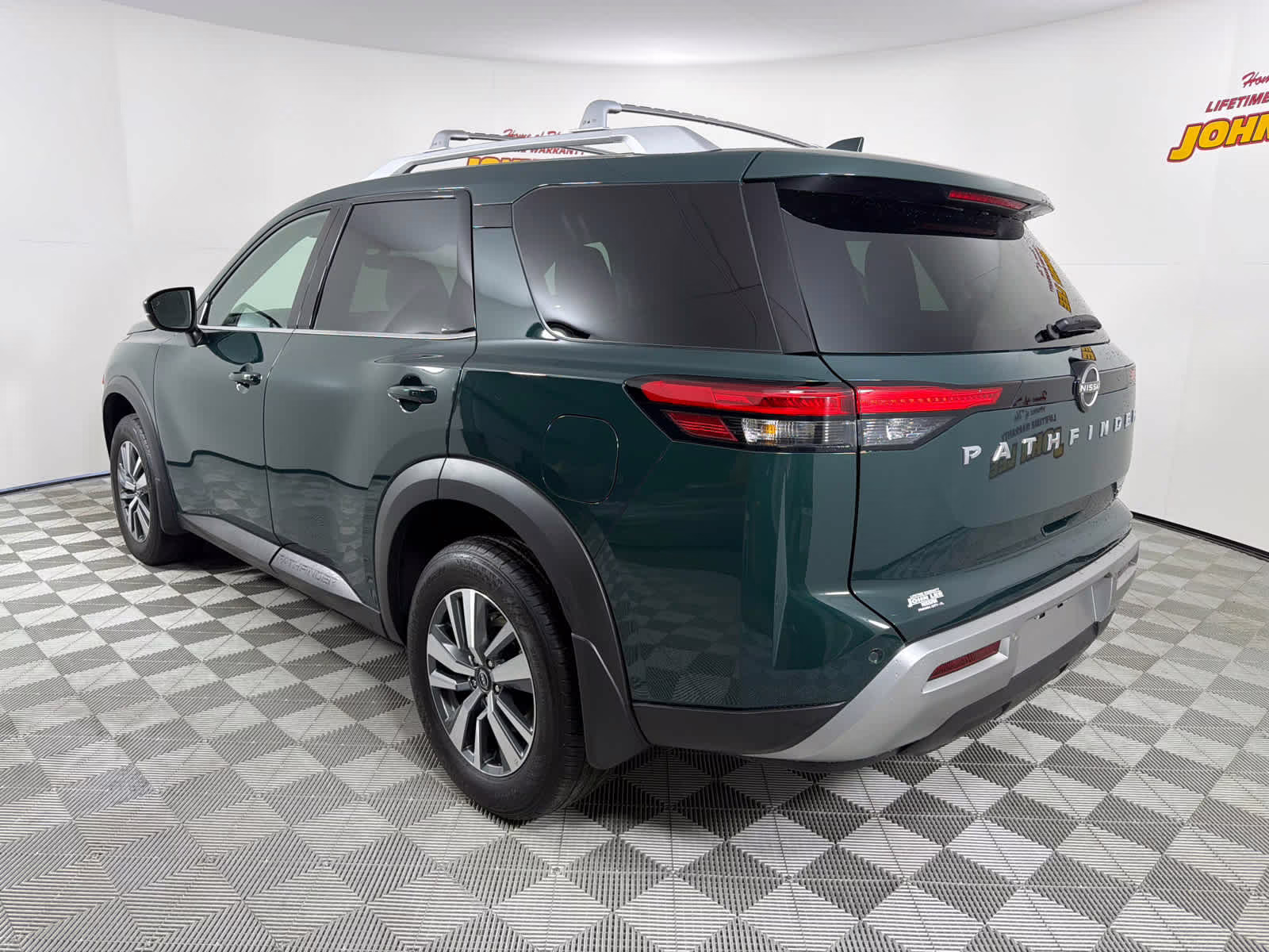 2025 Obsidian Green Pearl Nissan Pathfinder SL FWD SUV