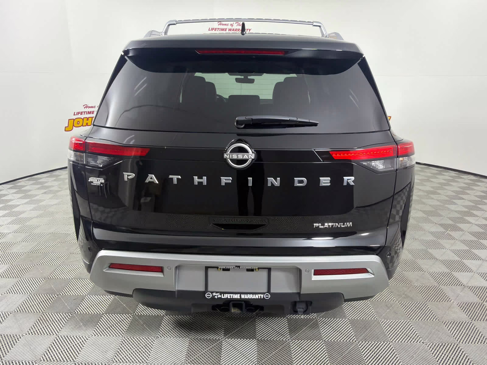 2025 Super Black Nissan Pathfinder Platinum FWD SUV