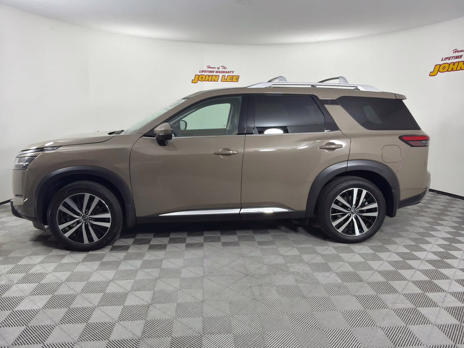 2024 Baja Storm Nissan Pathfinder Platinum FWD SUV