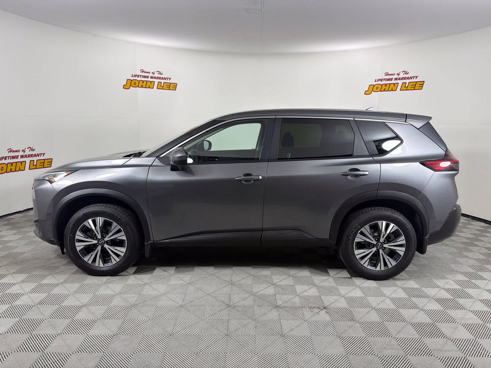 2023 Gun Metallic Nissan Rogue SV AWD SUV