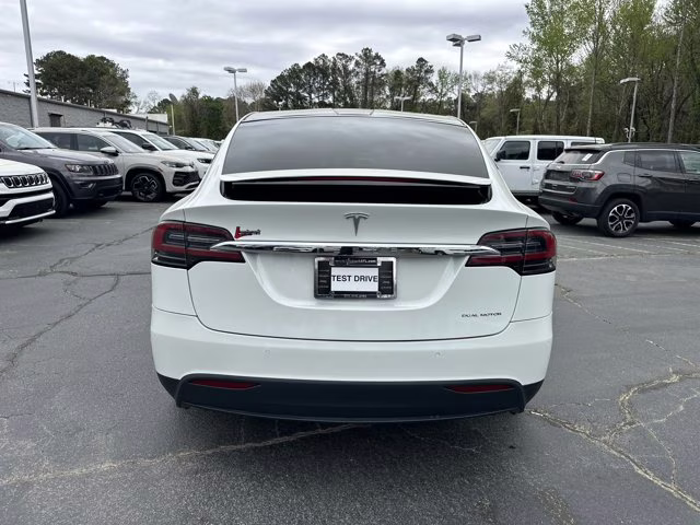 2019 White Tesla Model X 75D AWD SUV