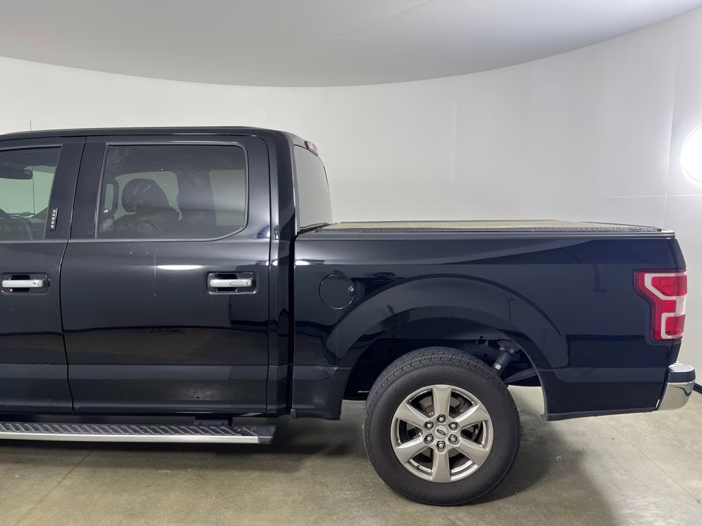 2018 Shadow Black Ford F-150 XLT RWD Truck
