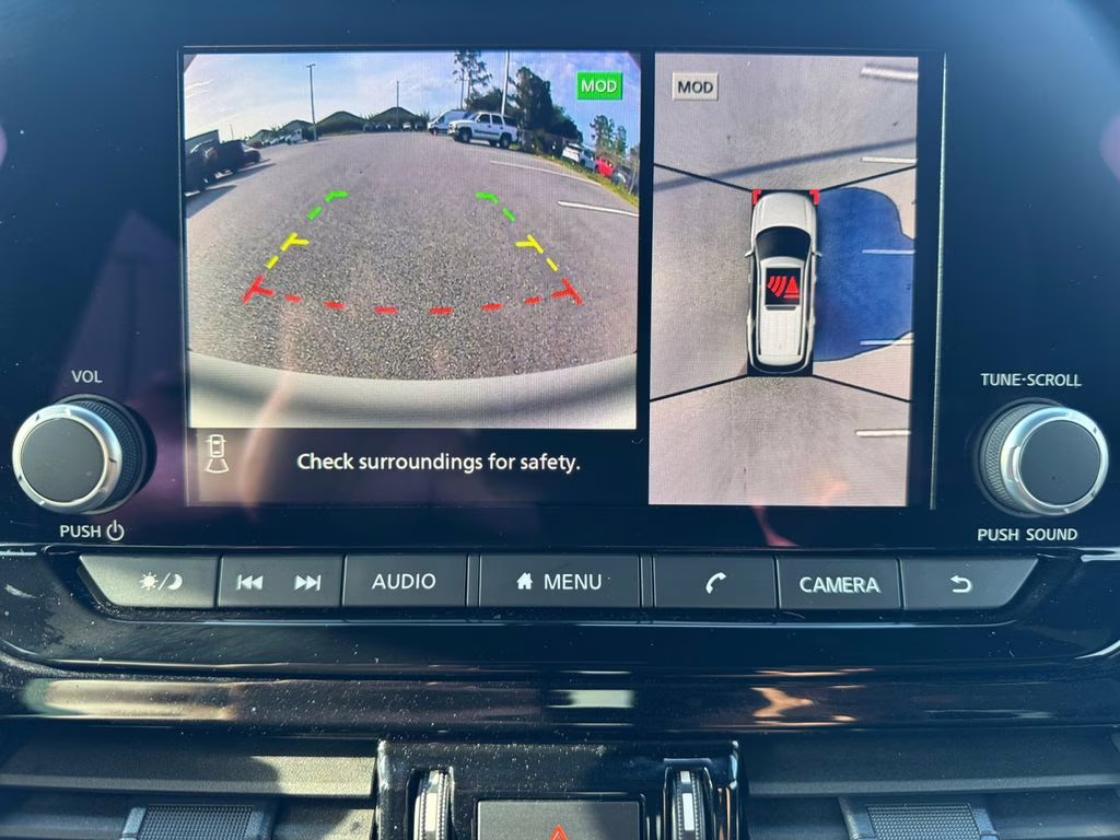 2025 Glacier White Nissan Pathfinder Rock Creek 4X4 SUV