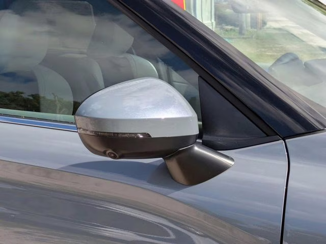 2026 Moonstone Gray Metallic Mitsubishi Outlander SE FWD SUV