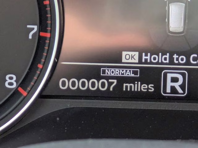 2026 Moonstone Gray Metallic Mitsubishi Outlander SE FWD SUV