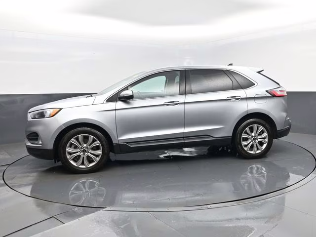 2024 Silver Metallic Ford Edge Titanium AWD SUV