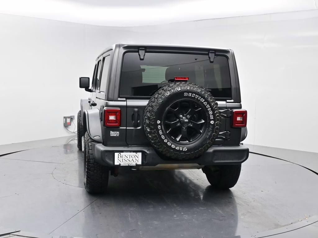 2021 Granite Crystal Metallic Clearcoat Jeep Wrangler Unlimited Willys 4X4 SUV