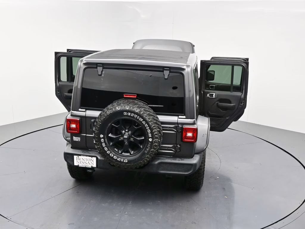 2021 Granite Crystal Metallic Clearcoat Jeep Wrangler Unlimited Willys 4X4 SUV