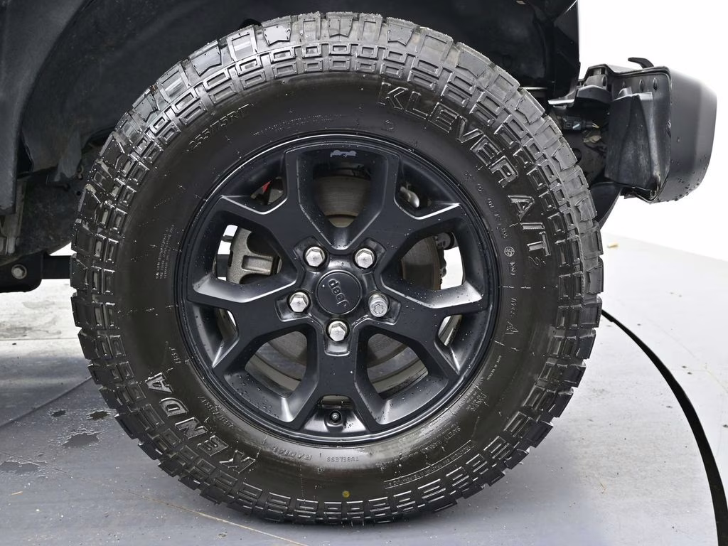 2021 Granite Crystal Metallic Clearcoat Jeep Wrangler Unlimited Willys 4X4 SUV