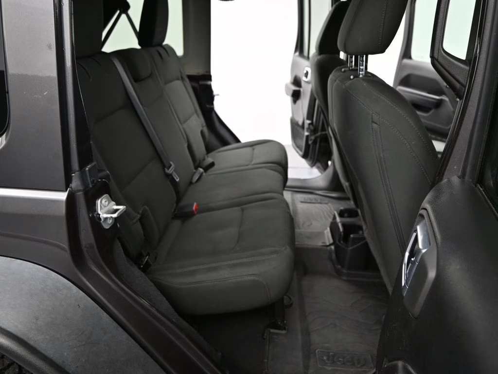 2021 Granite Crystal Metallic Clearcoat Jeep Wrangler Unlimited Willys 4X4 SUV