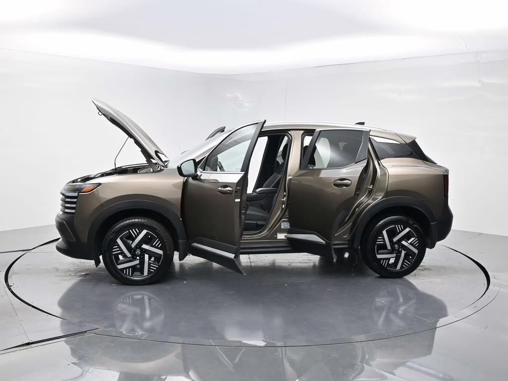 2026 Canyon Bronze Metallic Nissan Kicks SV FWD SUV