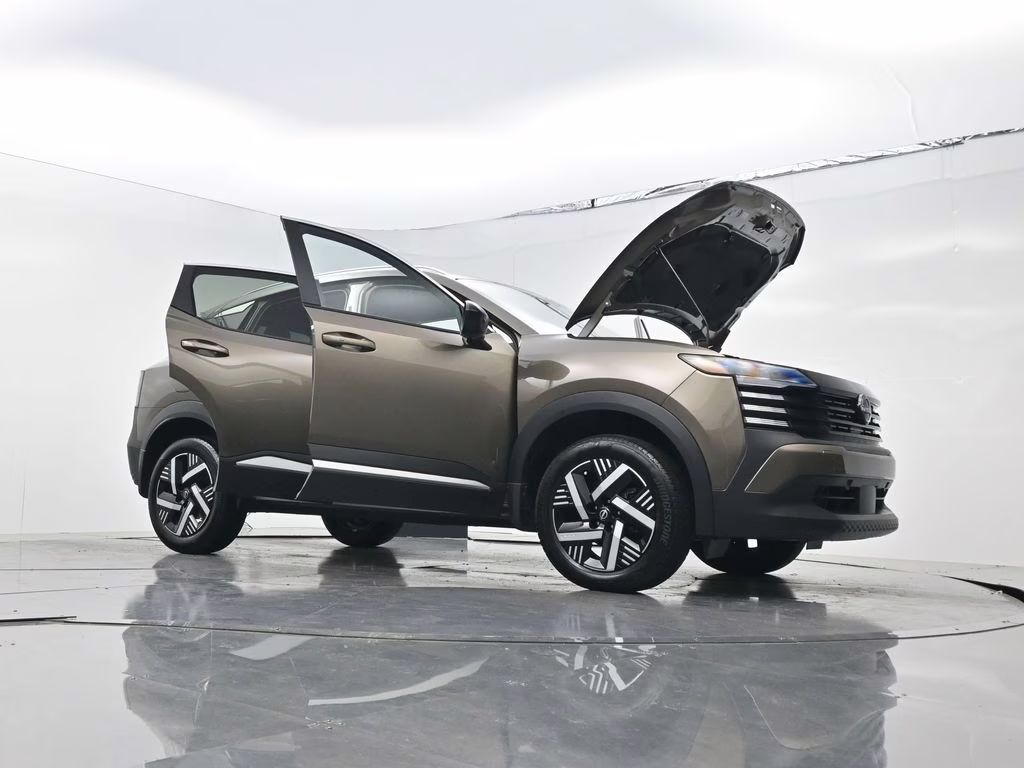 2026 Canyon Bronze Metallic Nissan Kicks SV FWD SUV