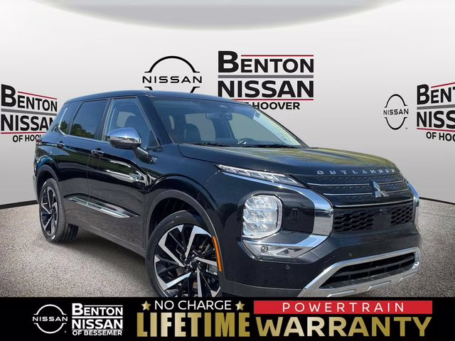 2023 Black Mitsubishi Outlander PHEV SE AWD SUV