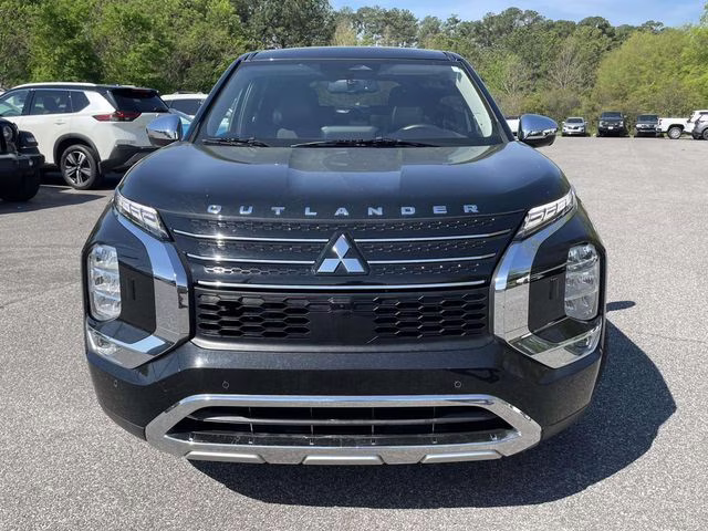 2023 Black Mitsubishi Outlander PHEV SE AWD SUV