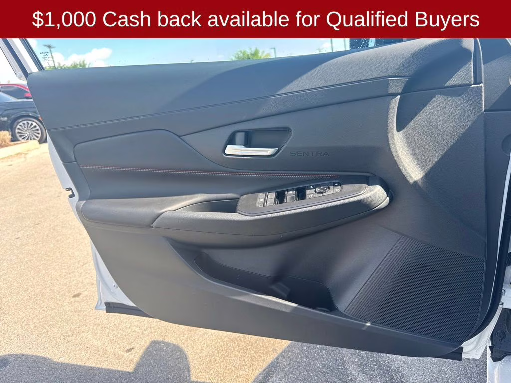 2026 Aspen White/Super Black Nissan Sentra SR FWD Sedan