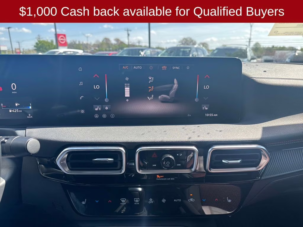 2026 Aspen White/Super Black Nissan Sentra SR FWD Sedan