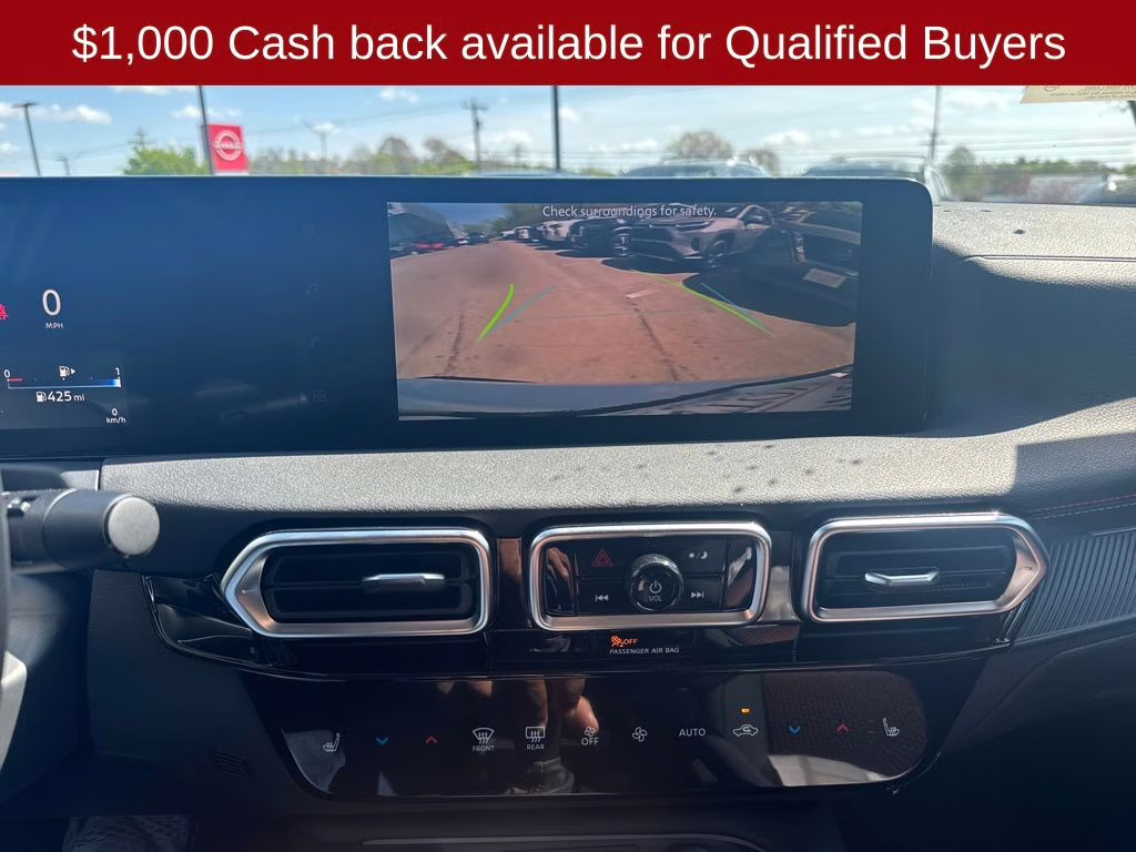 2026 Aspen White/Super Black Nissan Sentra SR FWD Sedan