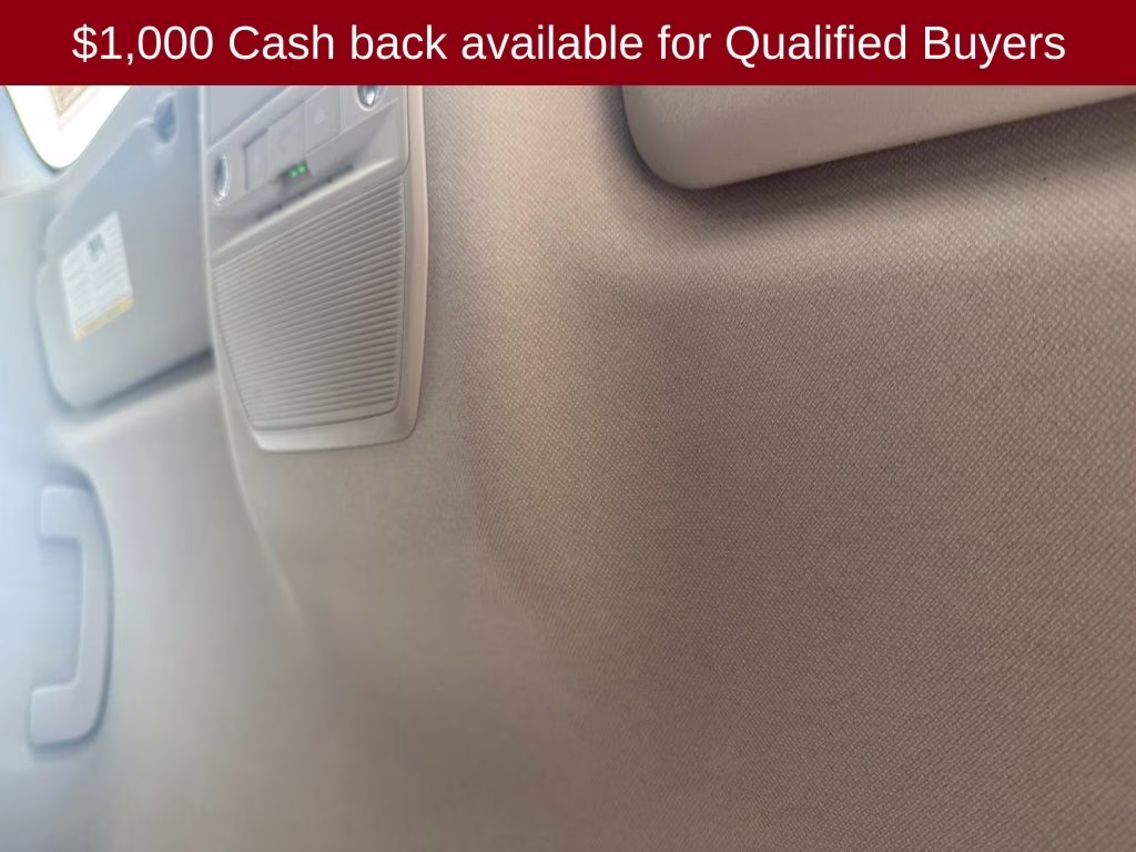 2026 Aspen White/Super Black Nissan Sentra SR FWD Sedan