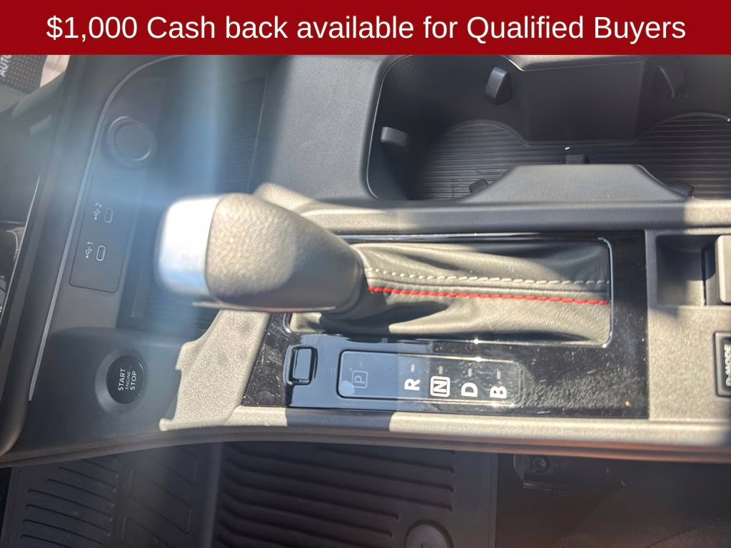 2026 Aspen White/Super Black Nissan Sentra SR FWD Sedan