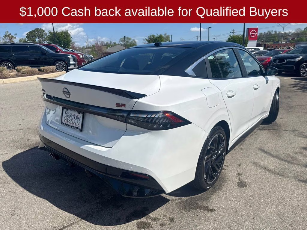 2026 Aspen White/Super Black Nissan Sentra SR FWD Sedan