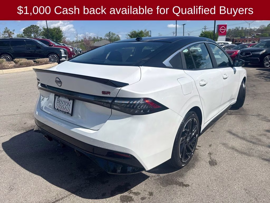2026 Aspen White/Super Black Nissan Sentra SR FWD Sedan