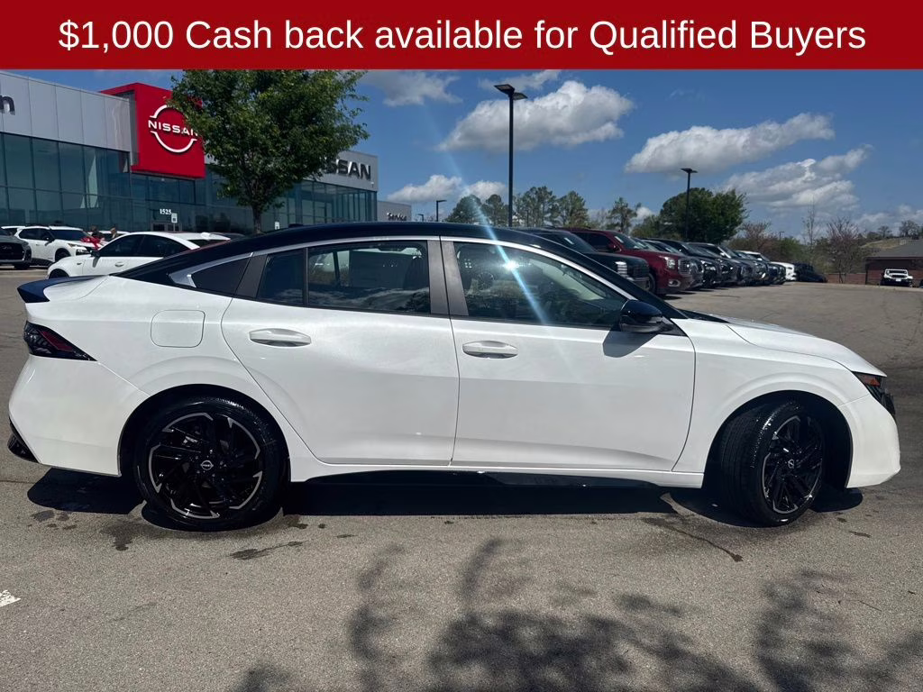 2026 Aspen White/Super Black Nissan Sentra SR FWD Sedan