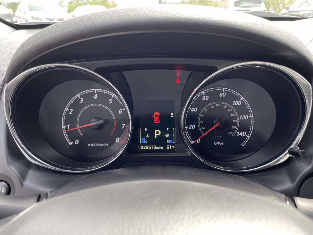 2024 White Mitsubishi Outlander Sport 2.0 LE 4X4 SUV