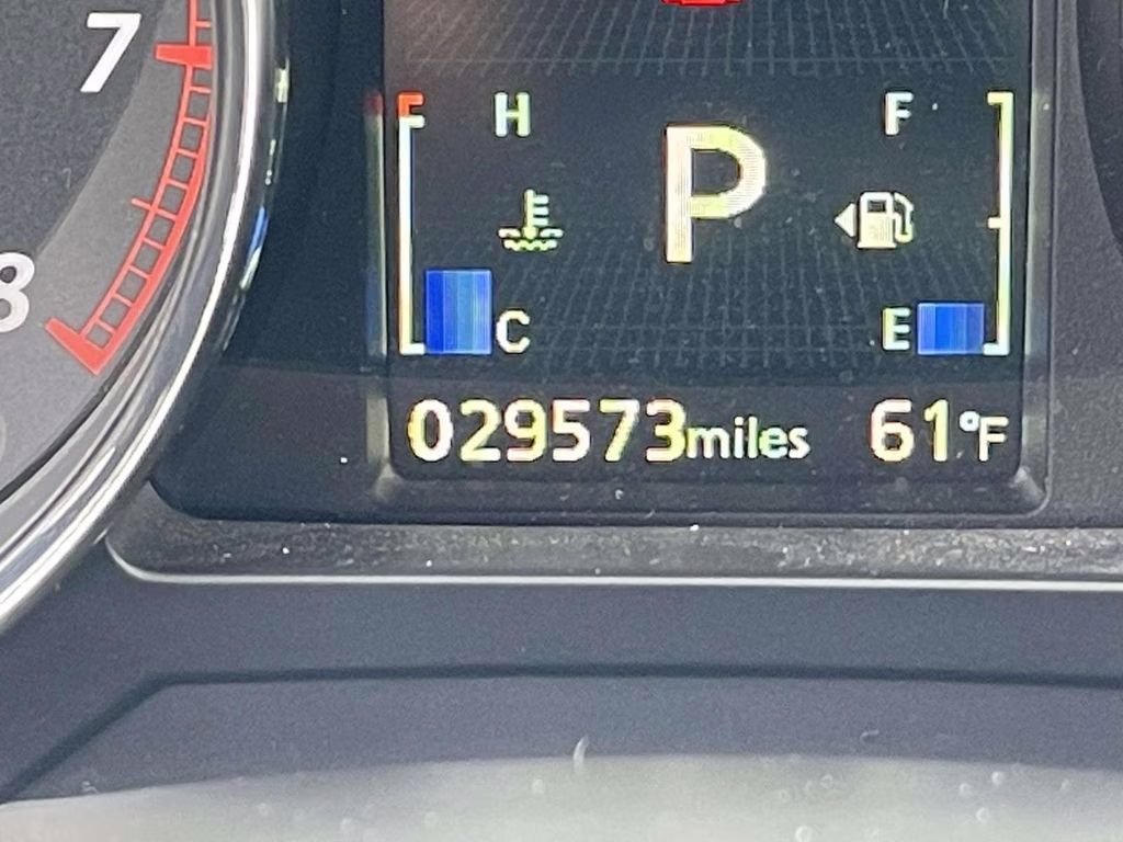 2024 White Mitsubishi Outlander Sport 2.0 LE 4X4 SUV