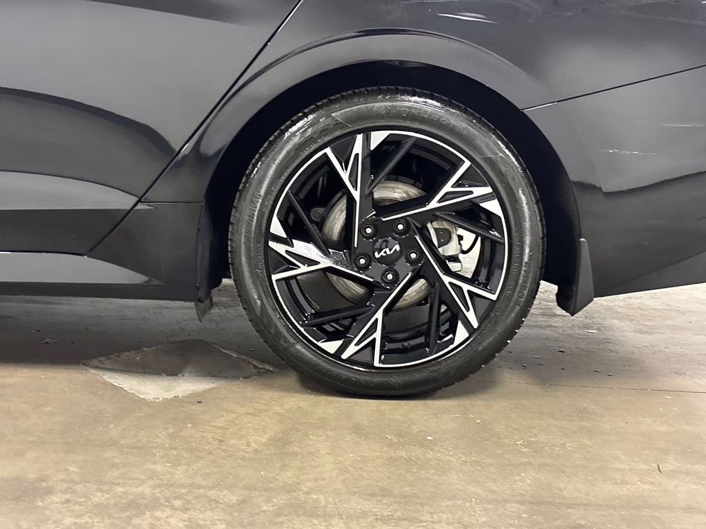 2025 Aurora Black Pearl Kia K5 GT-Line AWD Sedan