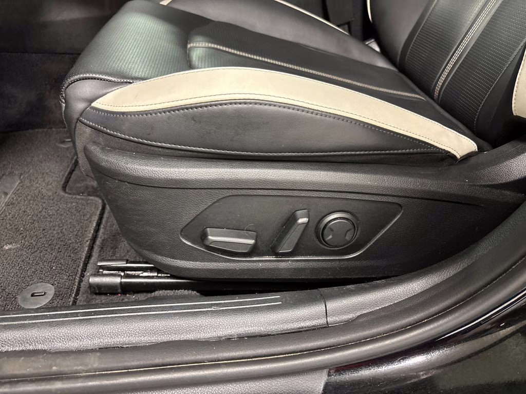 2025 Aurora Black Pearl Kia K5 GT-Line AWD Sedan