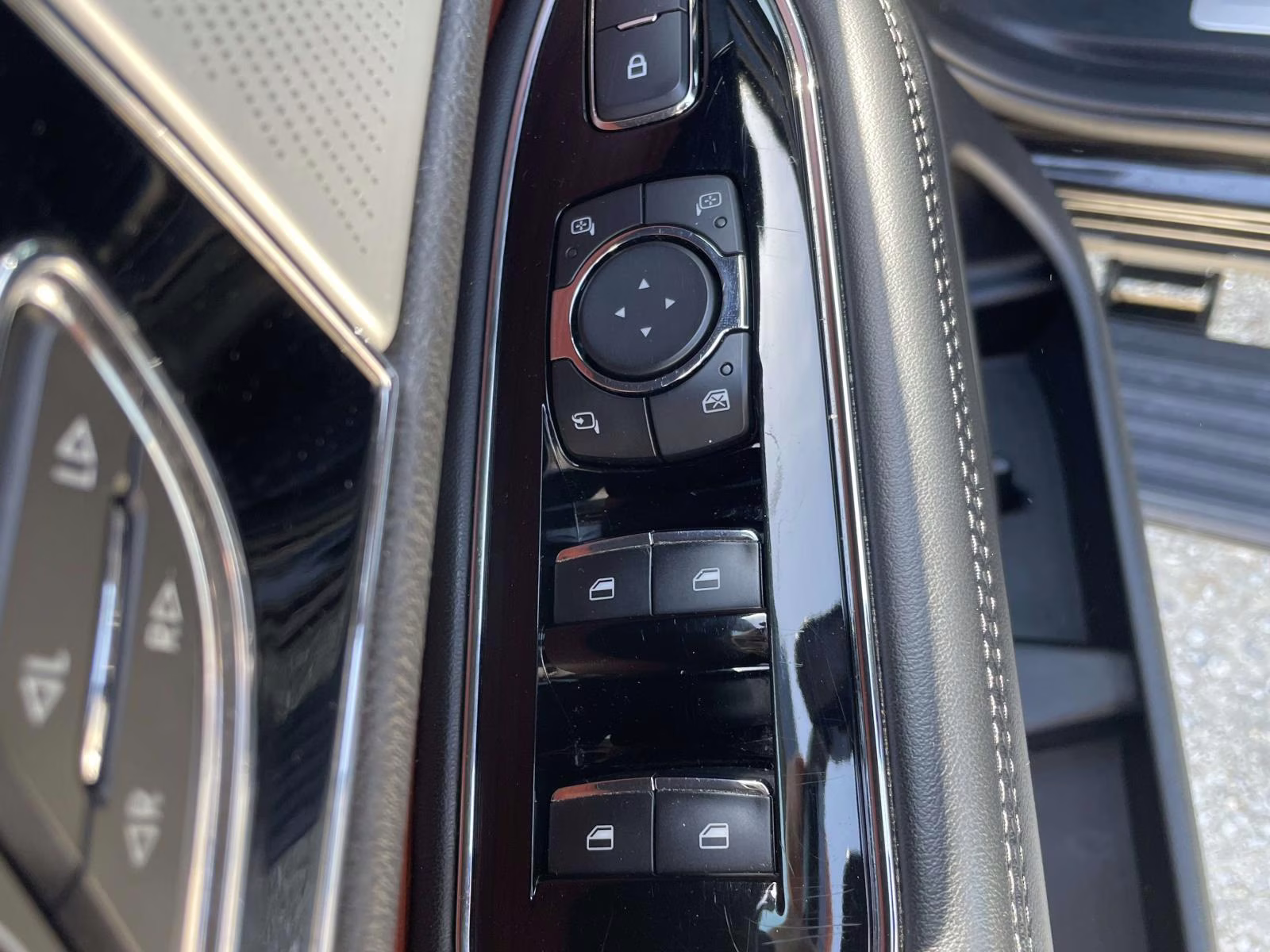 2020 Infinite Black Lincoln Navigator Reserve 4X4 SUV