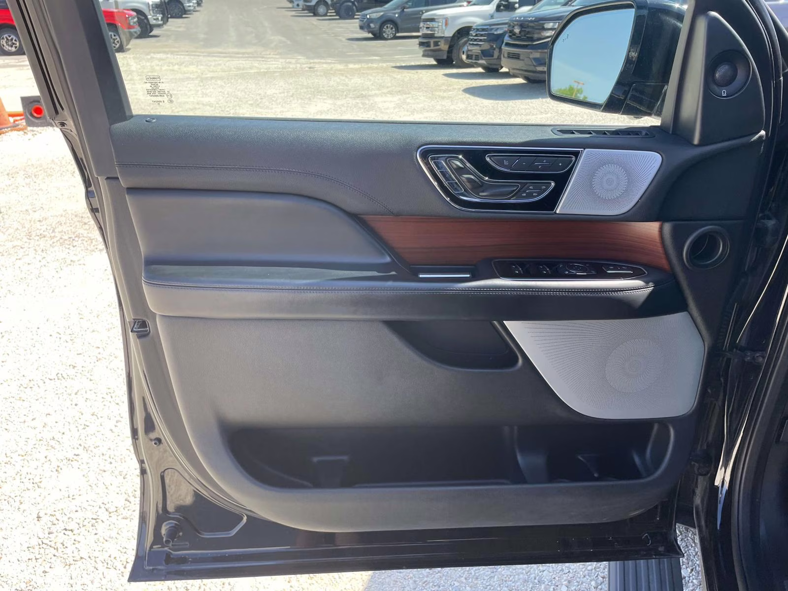 2020 Infinite Black Lincoln Navigator Reserve 4X4 SUV