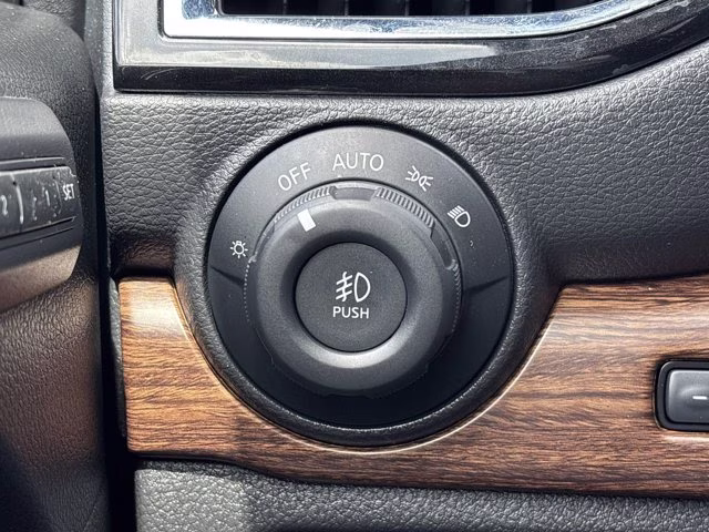 2023 Pearl White Nissan Titan Platinum Reserve 4X4 Truck