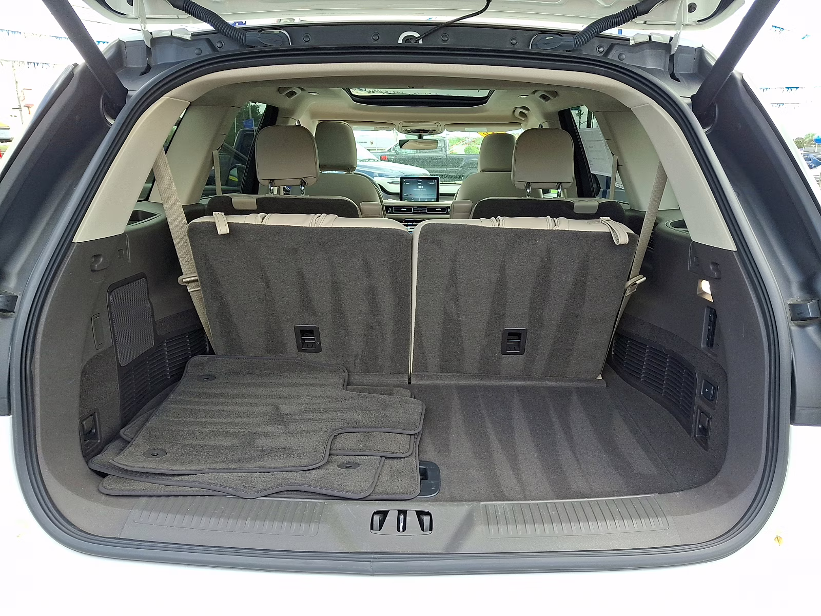 2022 Pristine White Metallic Tri-Coat - AZ Lincoln Aviator Standard AWD