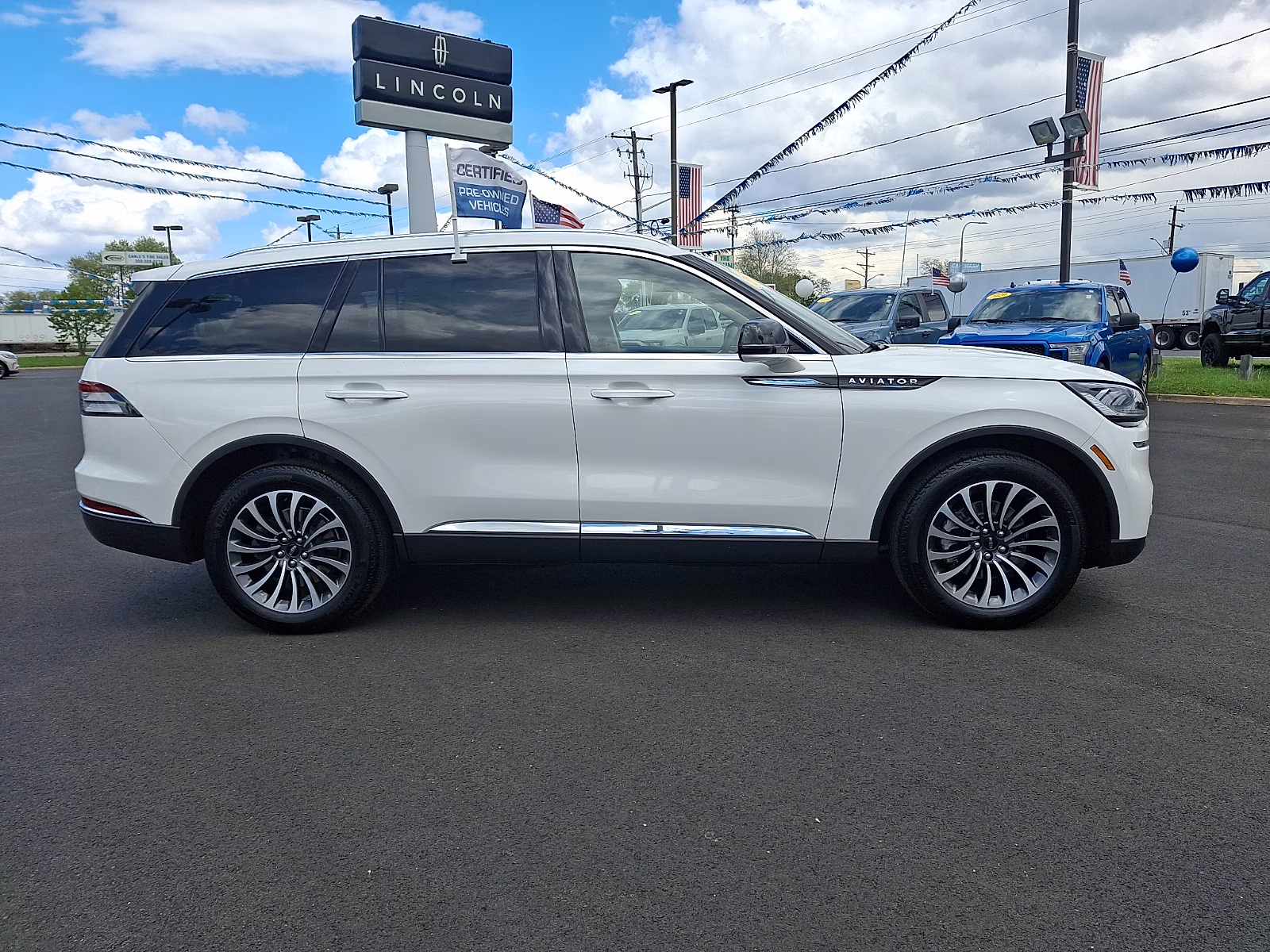 2022 Pristine White Metallic Tri-Coat - AZ Lincoln Aviator Standard AWD