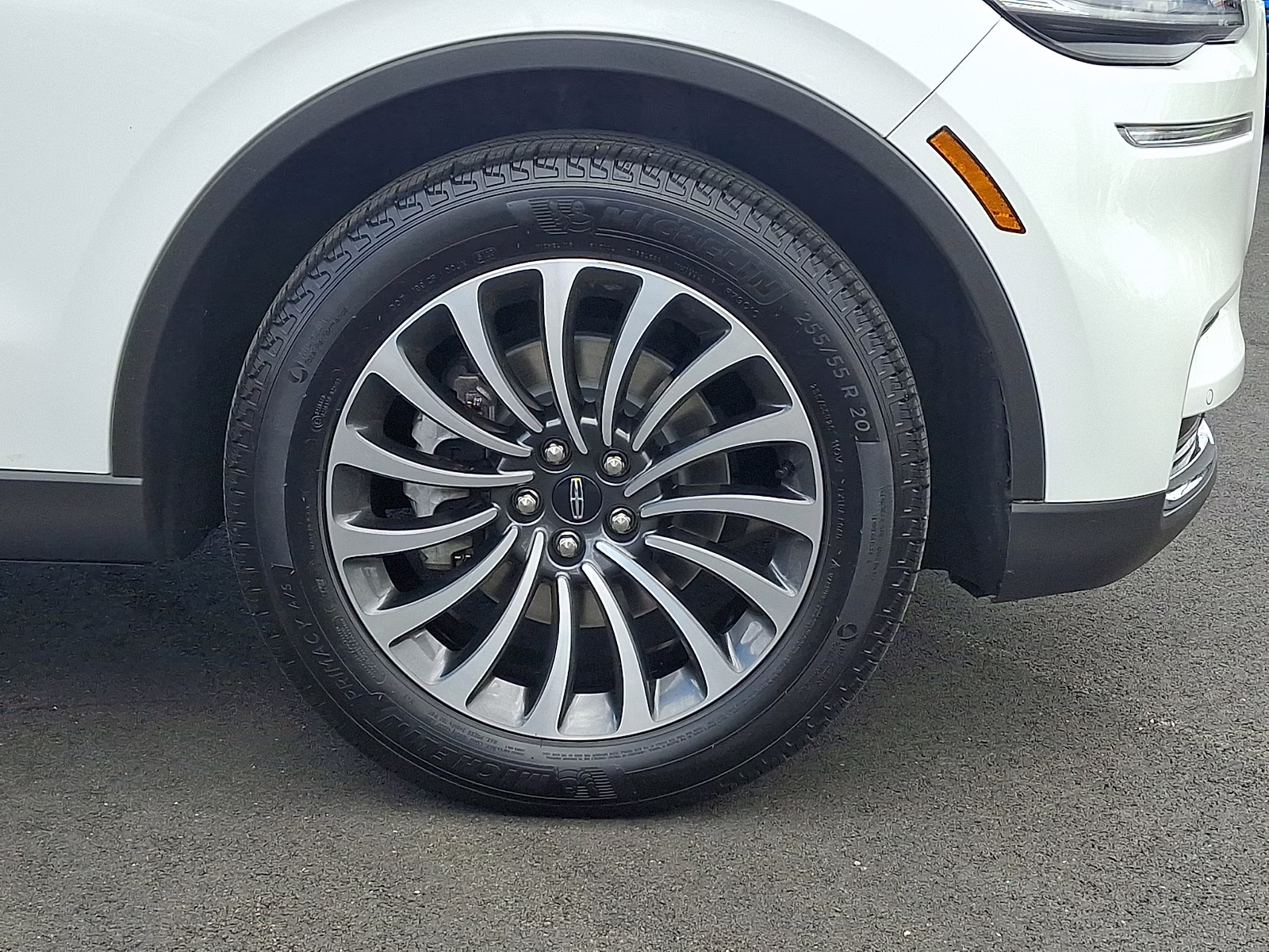2022 Pristine White Metallic Tri-Coat - AZ Lincoln Aviator Standard AWD