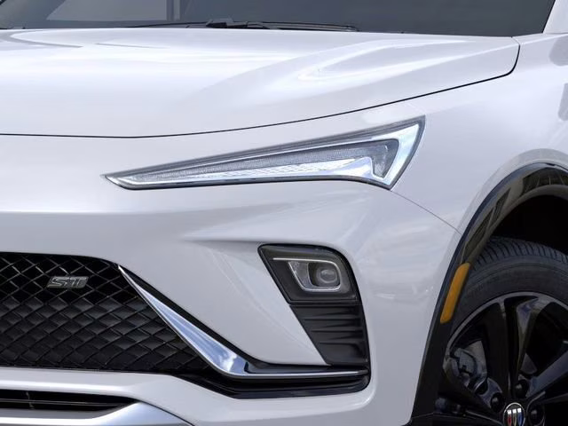 2026 Summit White Buick Envista Sport Touring FWD SUV
