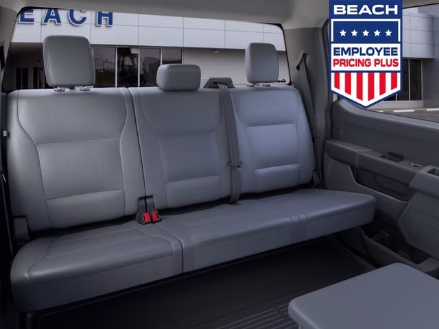 2026 Oxford White Ford Super Duty F-250 SRW XL 4X4 Truck