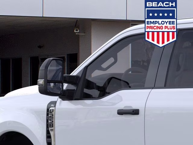 2026 Oxford White Ford Super Duty F-250 SRW XL 4X4 Truck