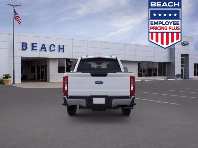 2026 Oxford White Ford Super Duty F-250 SRW XL 4X4 Truck