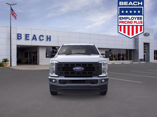 2026 Oxford White Ford Super Duty F-250 SRW XL 4X4 Truck