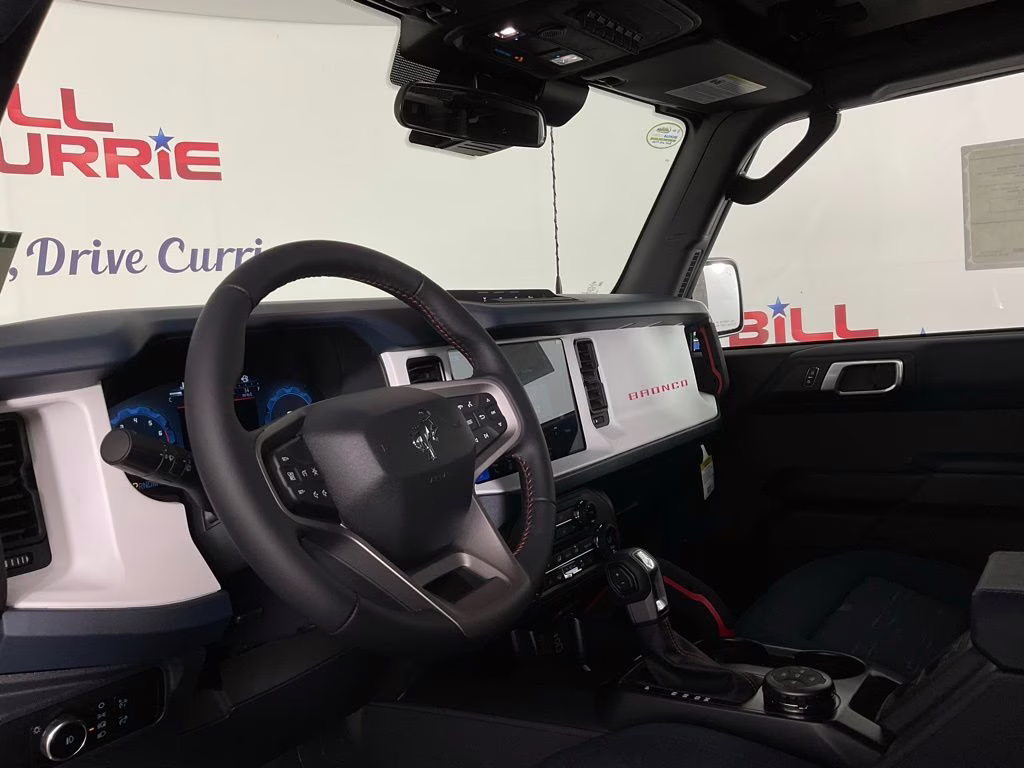 2026 Oxford White Ford Bronco Heritage Edition 4X4 SUV