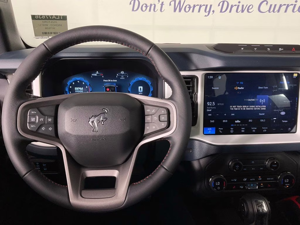 2026 Oxford White Ford Bronco Heritage Edition 4X4 SUV