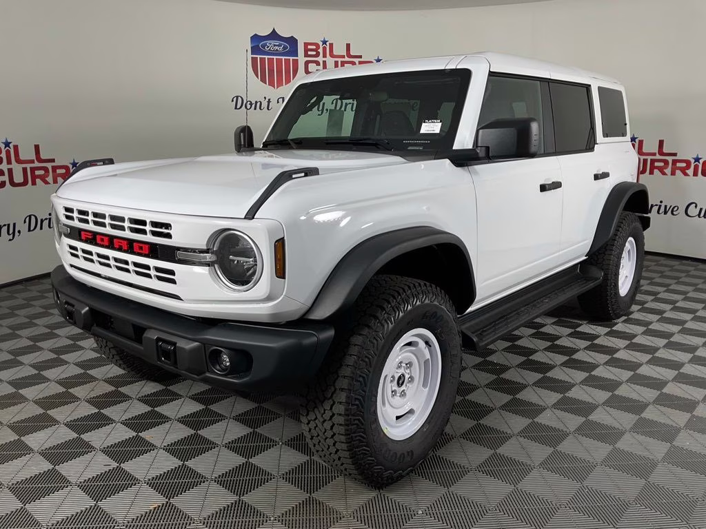 2026 Oxford White Ford Bronco Heritage Edition 4X4 SUV