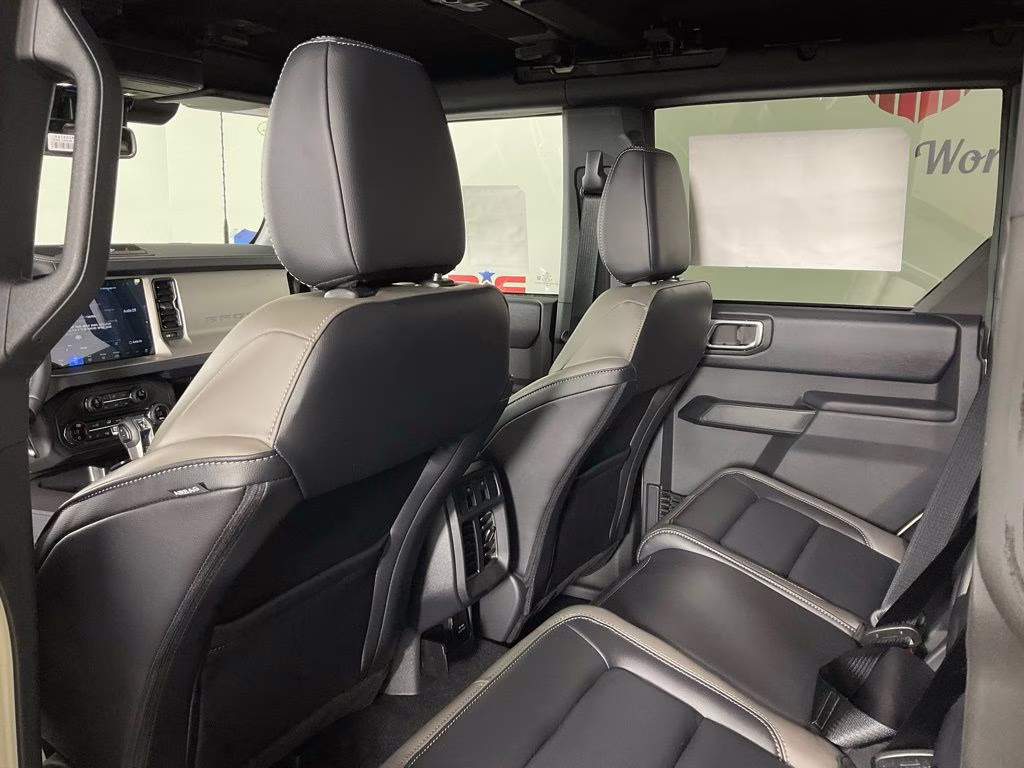 2026 Desert Sand Ford Bronco Outer Banks 4X4 SUV