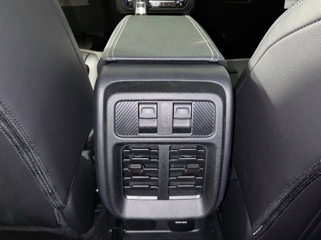 2026 Desert Sand Ford Bronco Outer Banks 4X4 SUV