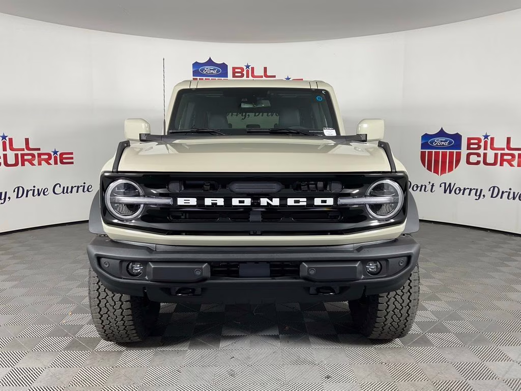 2026 Desert Sand Ford Bronco Outer Banks 4X4 SUV