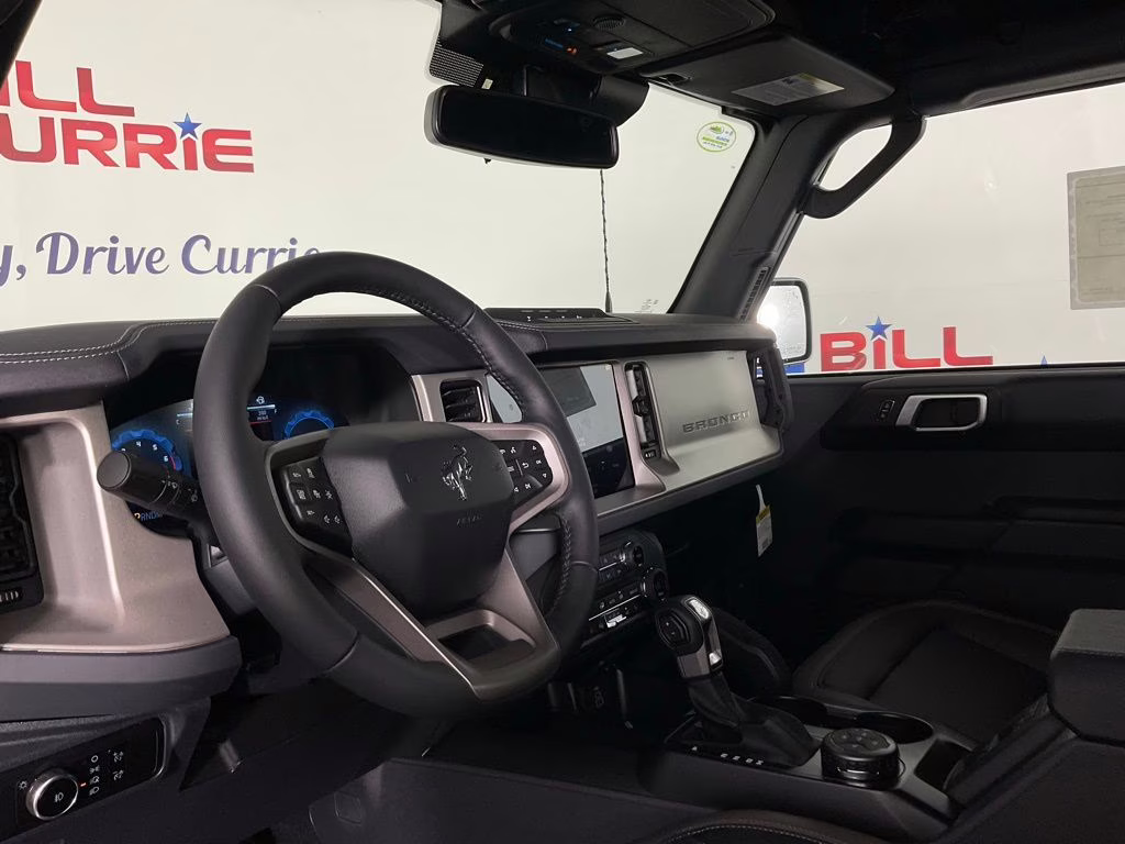 2026 Oxford White Ford Bronco Outer Banks 4X4 SUV