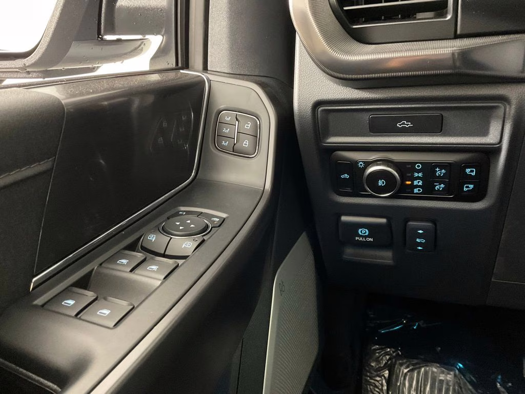 2026 Gray Ford F-150 Lariat 4X4 Truck